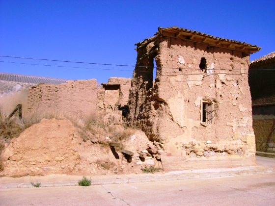 Casa de adobe arruinada, en algún lugar de Castilla y León. 